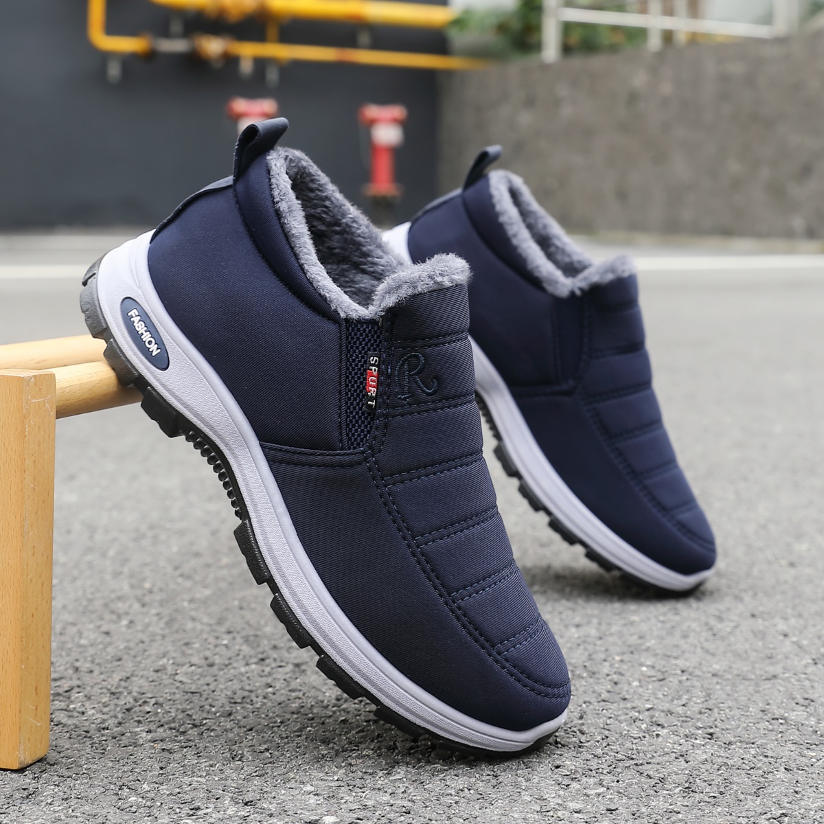 Fleece-lined and warm, stylish - đánh giá và giá Waterproof Winter Boot